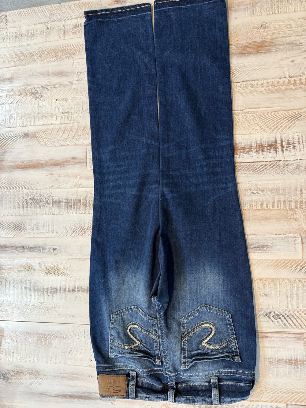 Silver Jeans. W30/L32 - Picture 2 of 9
